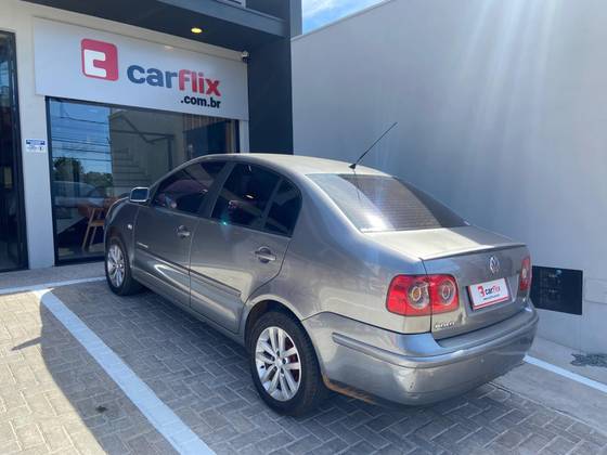 VOLKSWAGEN POLO 1.6 MI COMFORTLINE 8V FLEX 4P MANUAL VOLKSWAGEN POLO 1.6 MI COMFORTLINE 8V FLEX 4P MANUAL